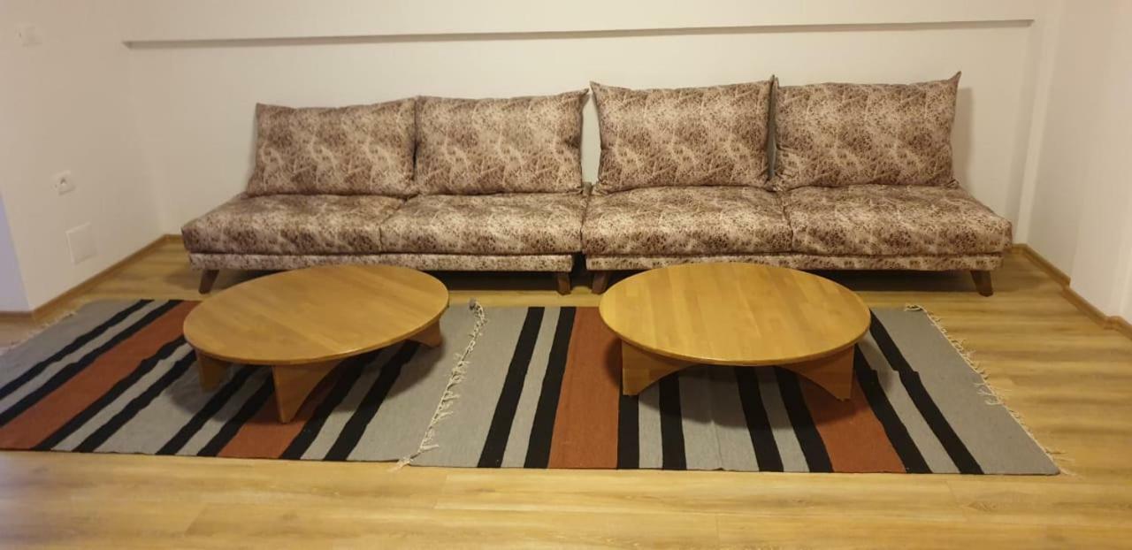 Bujtinat E Lugines Valbone Aparthotel Eksteriør bilde